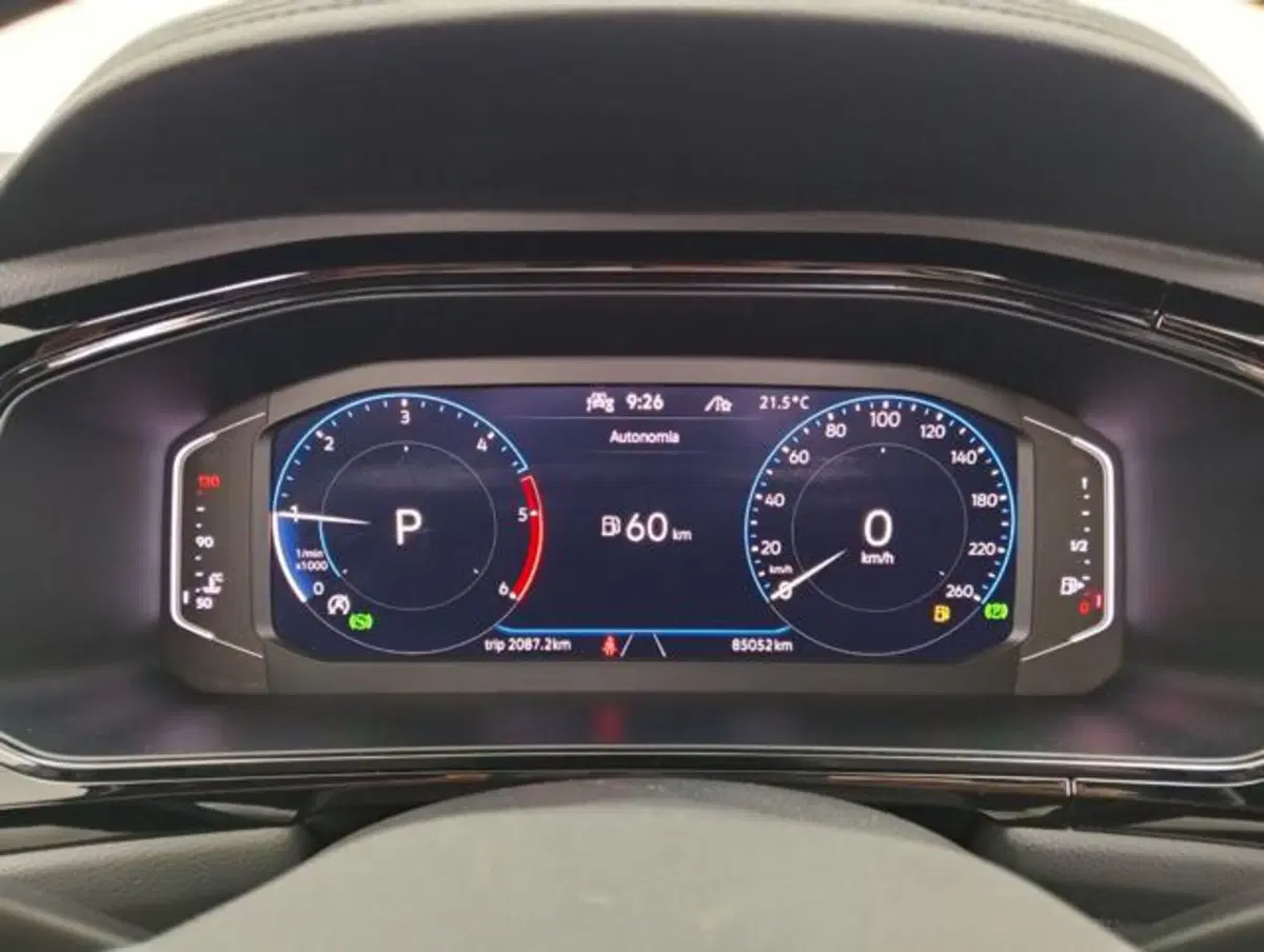 Volkswagen T-Roc usata a Como (12)