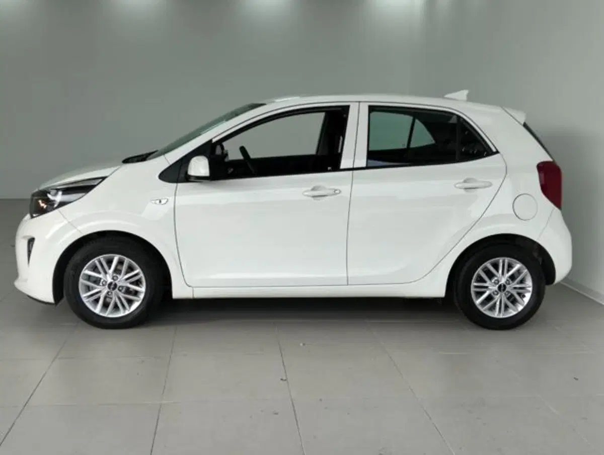 Kia Picanto usata a Como (8)