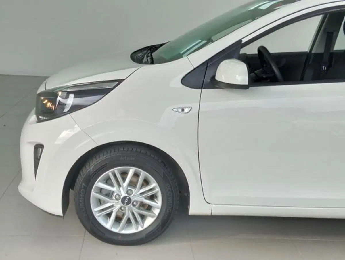 Kia Picanto usata a Como (9)