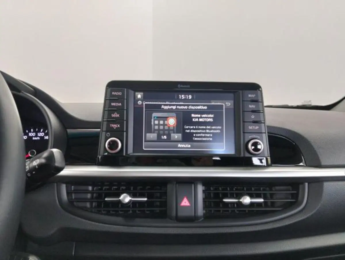 Kia Picanto usata a Como (13)