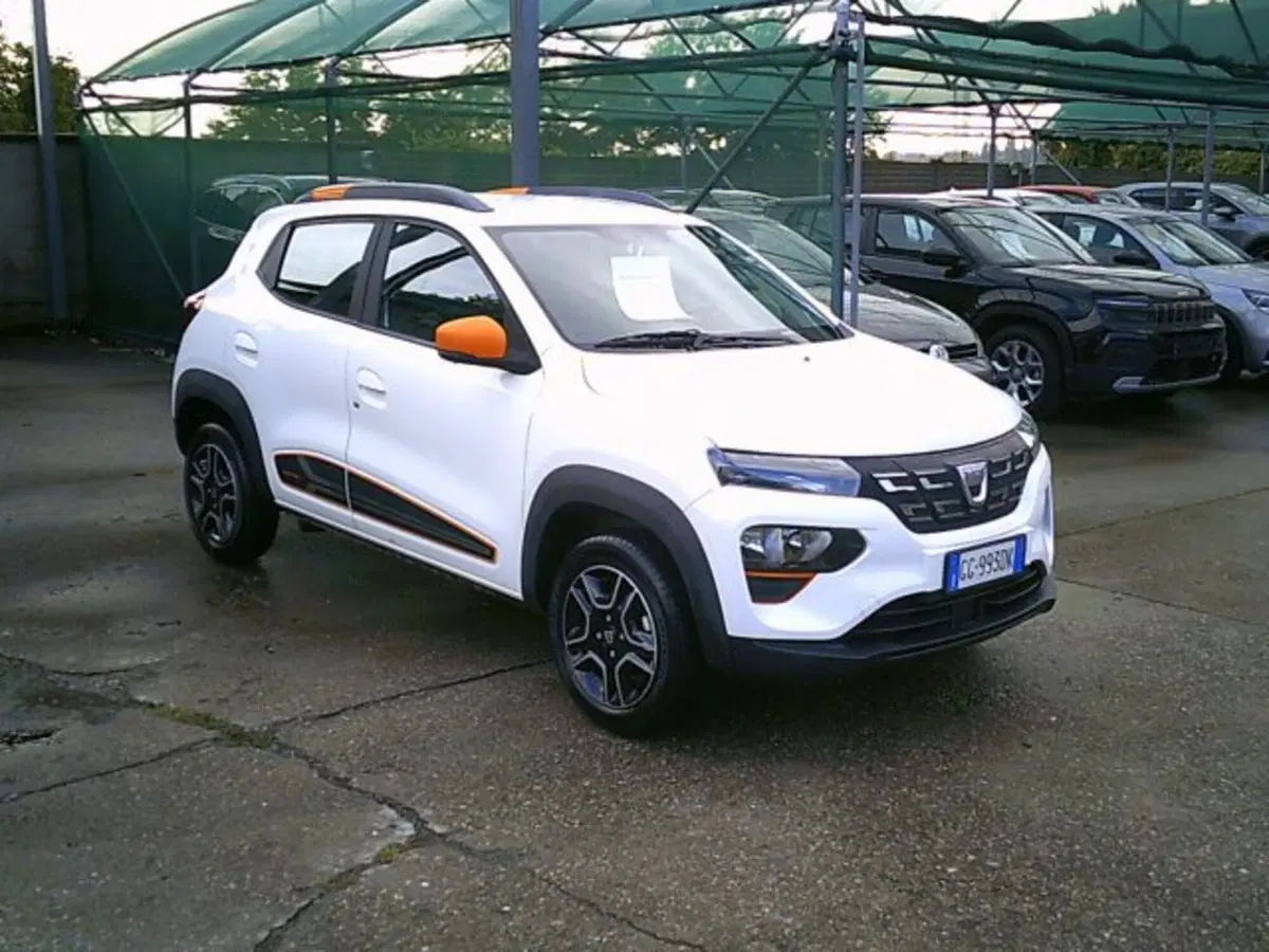 Dacia Spring usata a Novara (2)