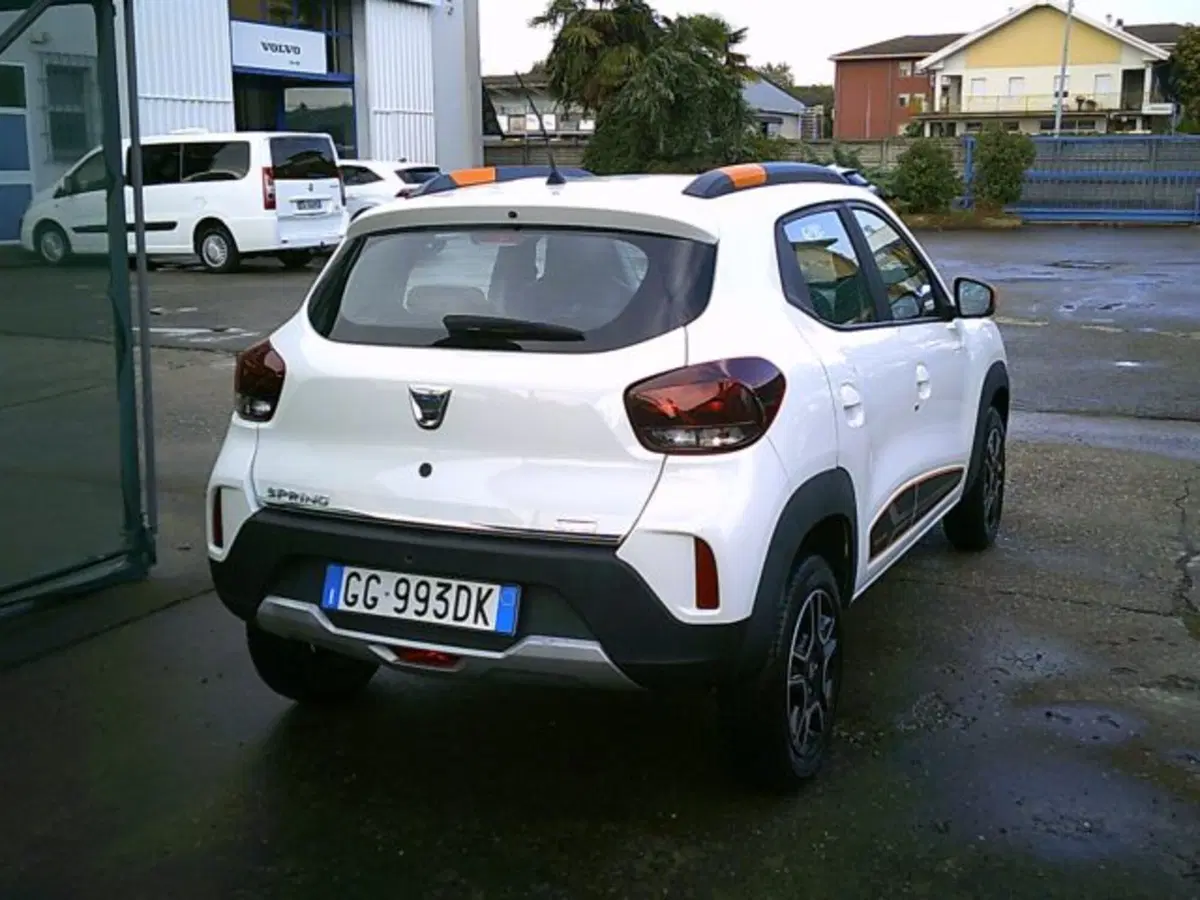 Dacia Spring usata a Novara (5)