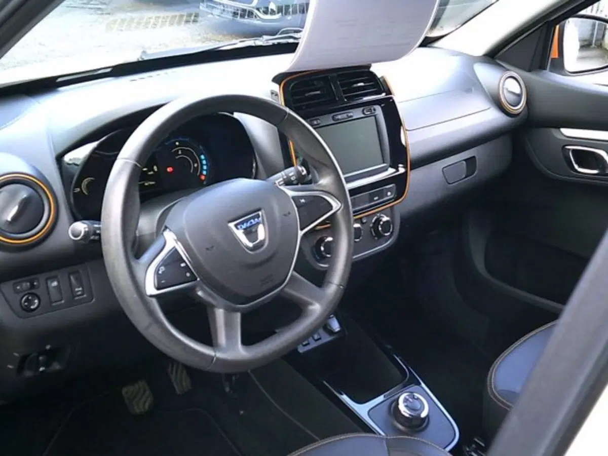 Dacia Spring usata a Novara (6)