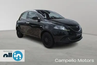 Lancia Ypsilon 1.0 FireFly 5 porte S&S Hybrid Silver Plus del 2021 usata a Venezia