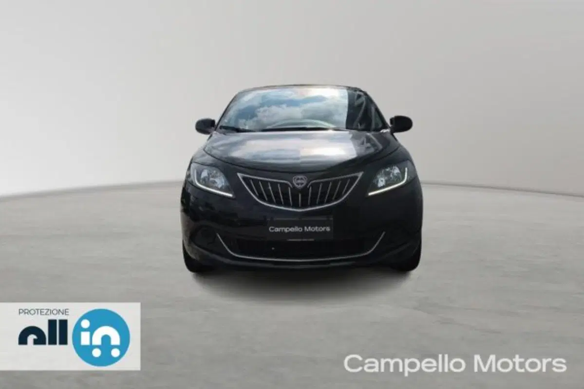 Lancia Ypsilon usata a Venezia (2)