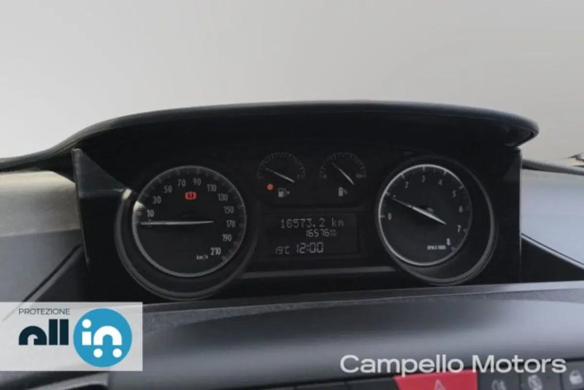 Lancia Ypsilon usata a Venezia (9)