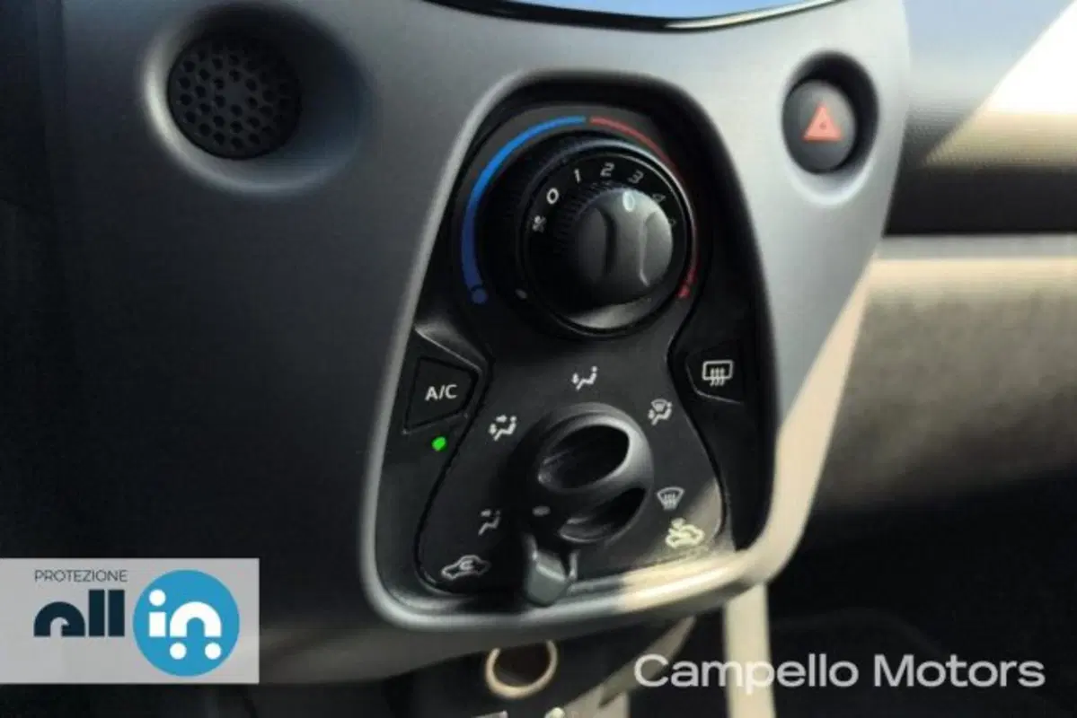 Peugeot 108 usata a Venezia (11)