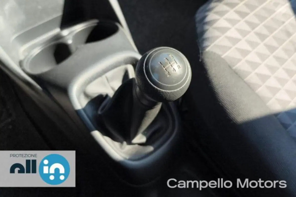 Peugeot 108 usata a Venezia (12)