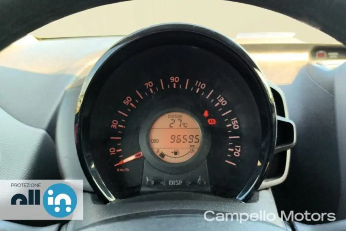 Peugeot 108 usata a Venezia (9)