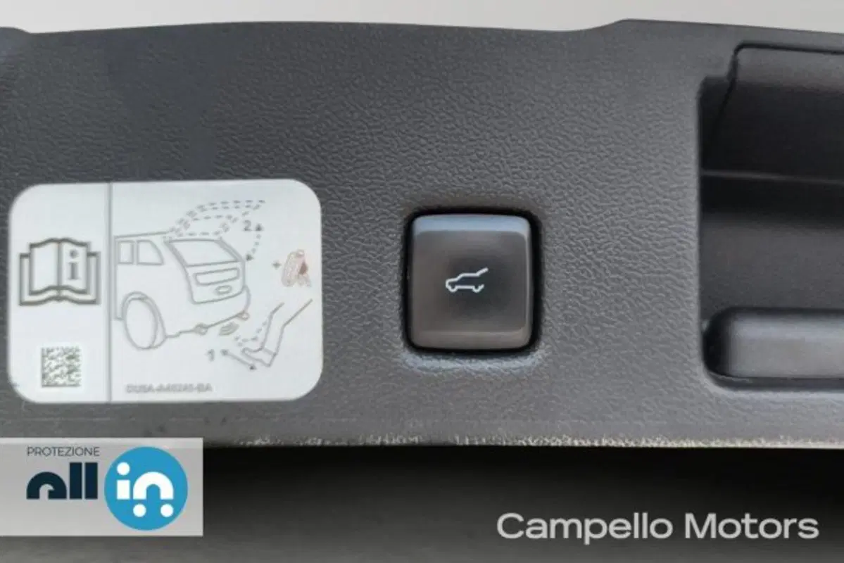 Ford Kuga usata a Venezia (19)