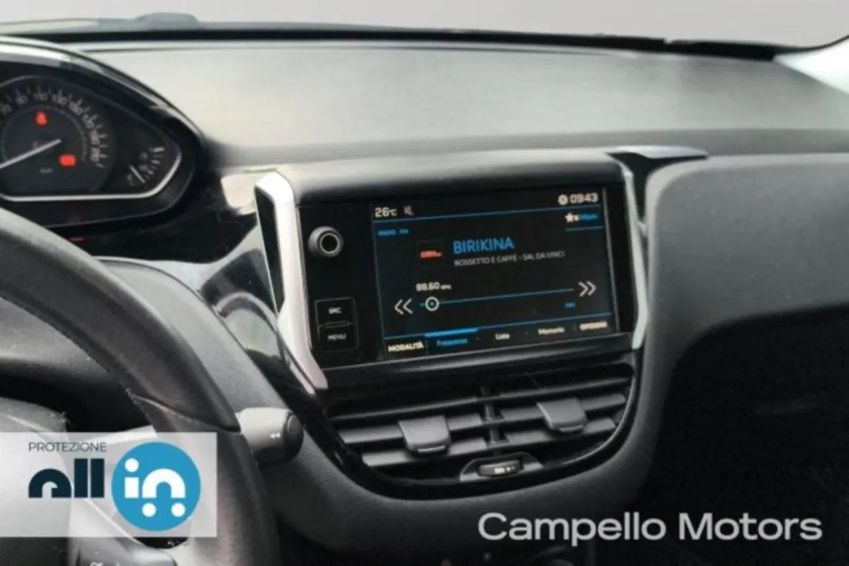 Peugeot 208 usata a Venezia (12)