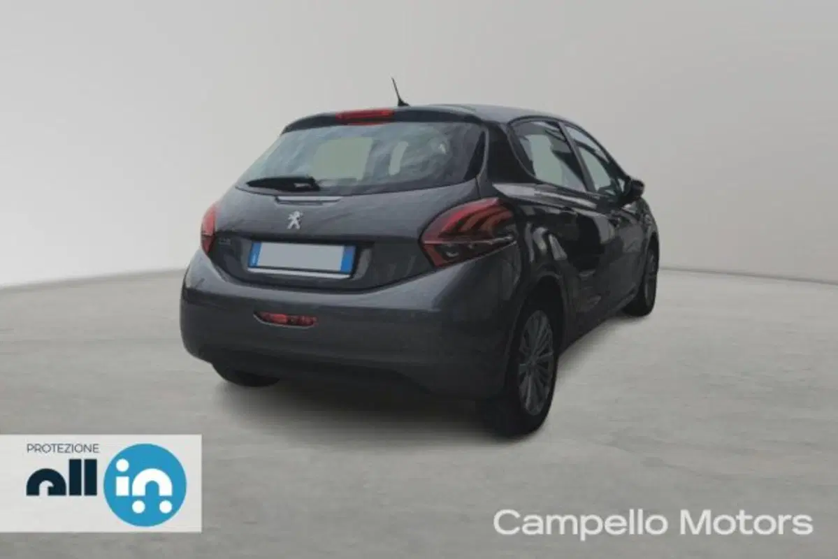 Peugeot 208 usata a Venezia (4)