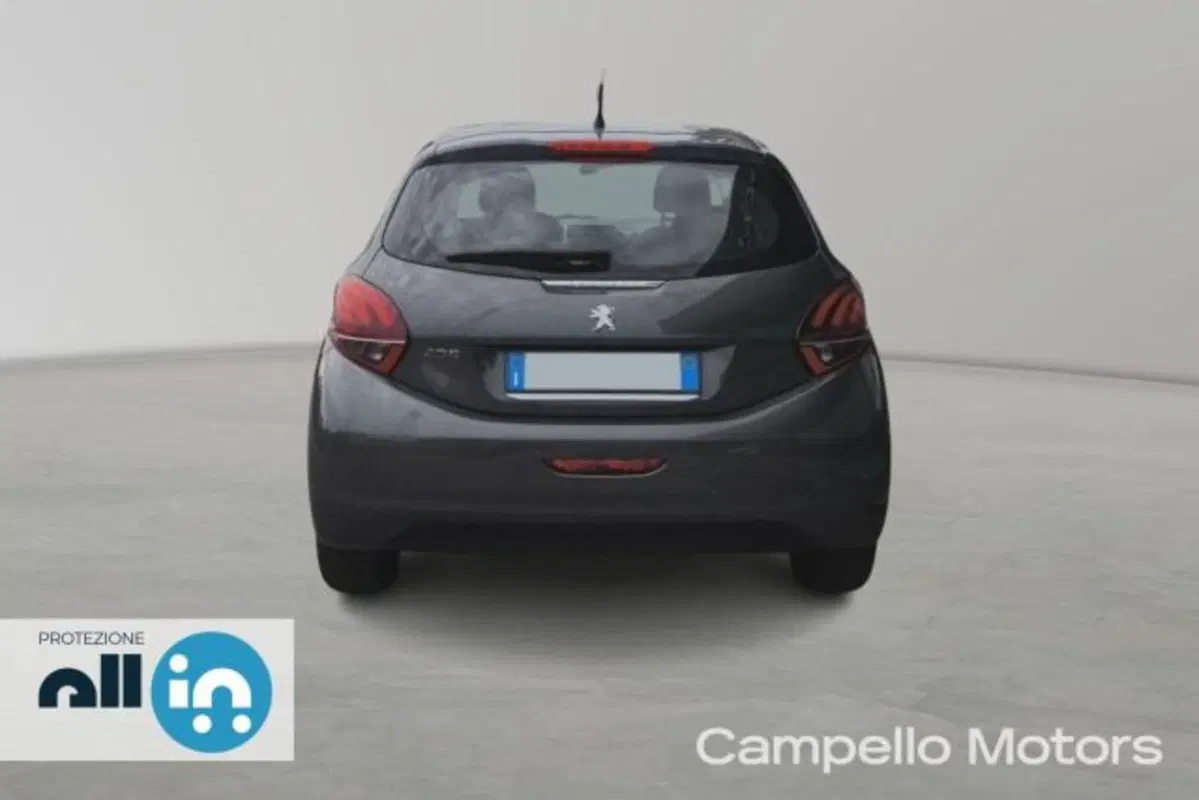 Peugeot 208 usata a Venezia (5)