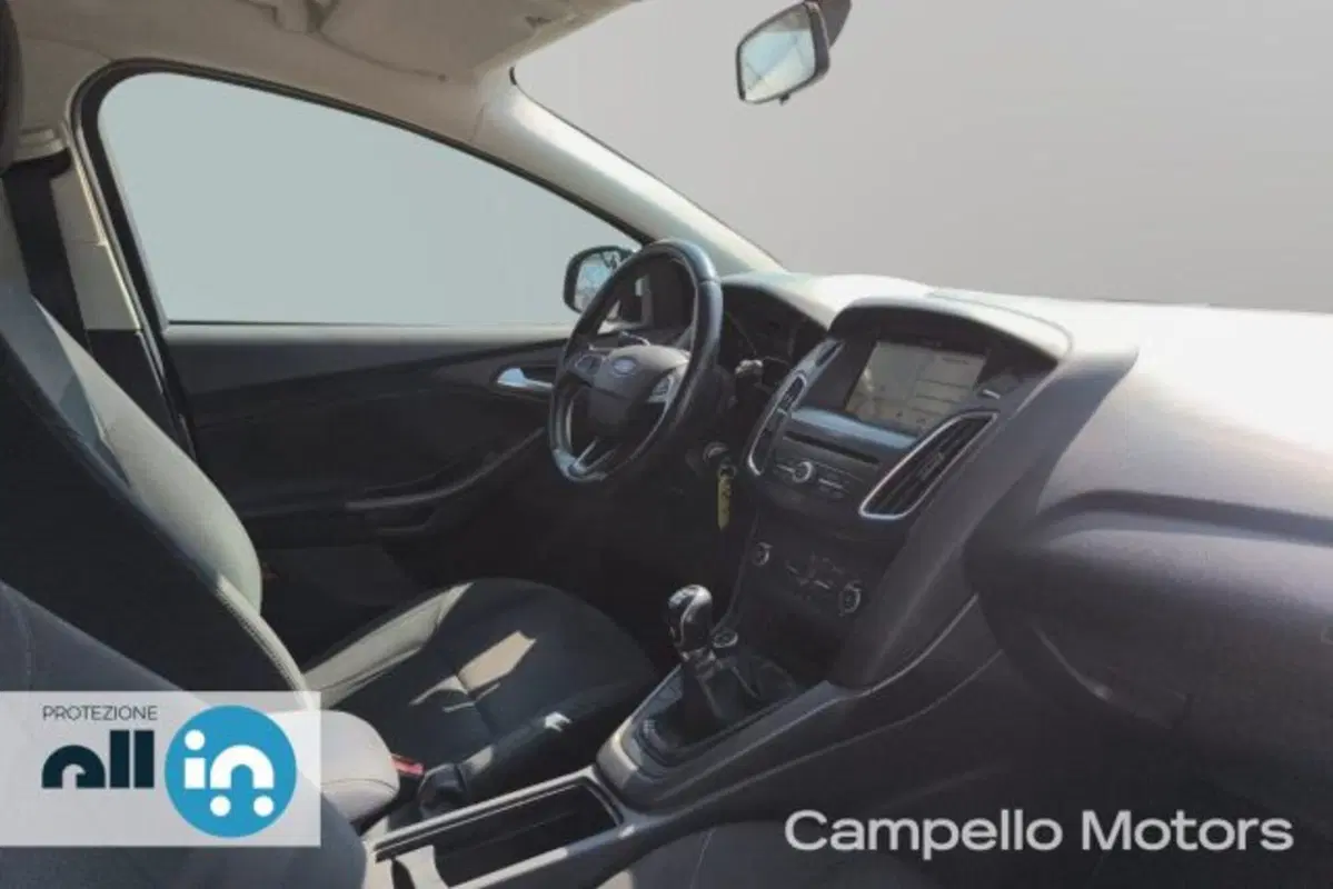 Ford Focus Station Wagon usata a Venezia (13)