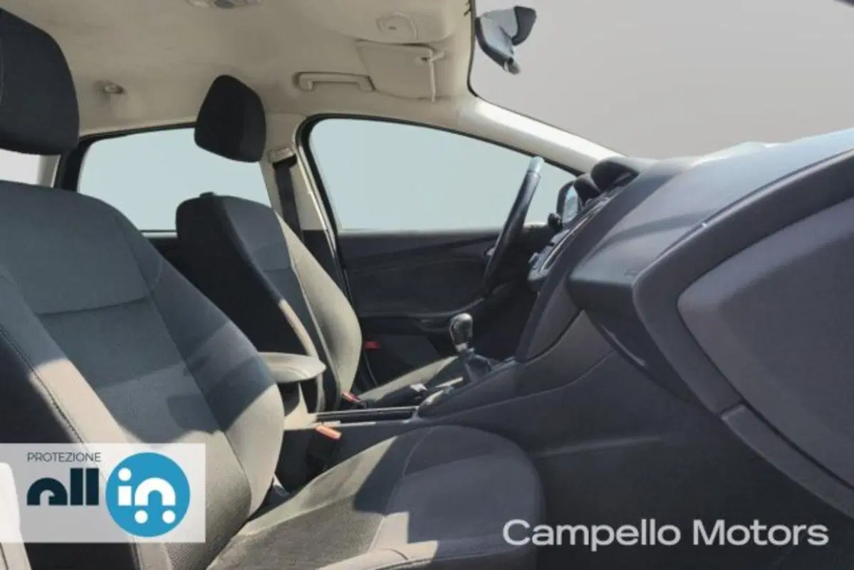 Ford Focus Station Wagon usata a Venezia (14)