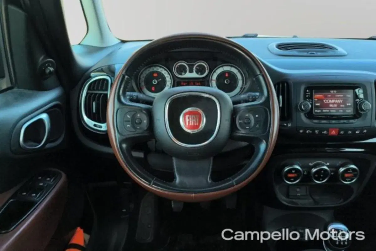 Fiat 500L usata a Venezia (8)