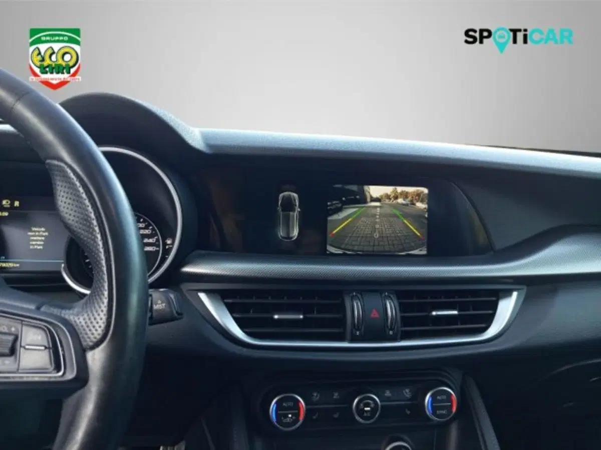 Alfa Romeo Stelvio usata a Frosinone (11)