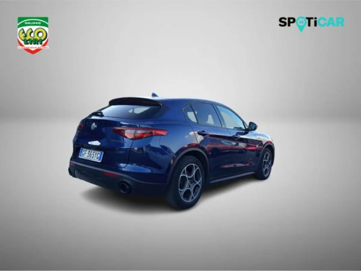 Alfa Romeo Stelvio usata a Frosinone (3)