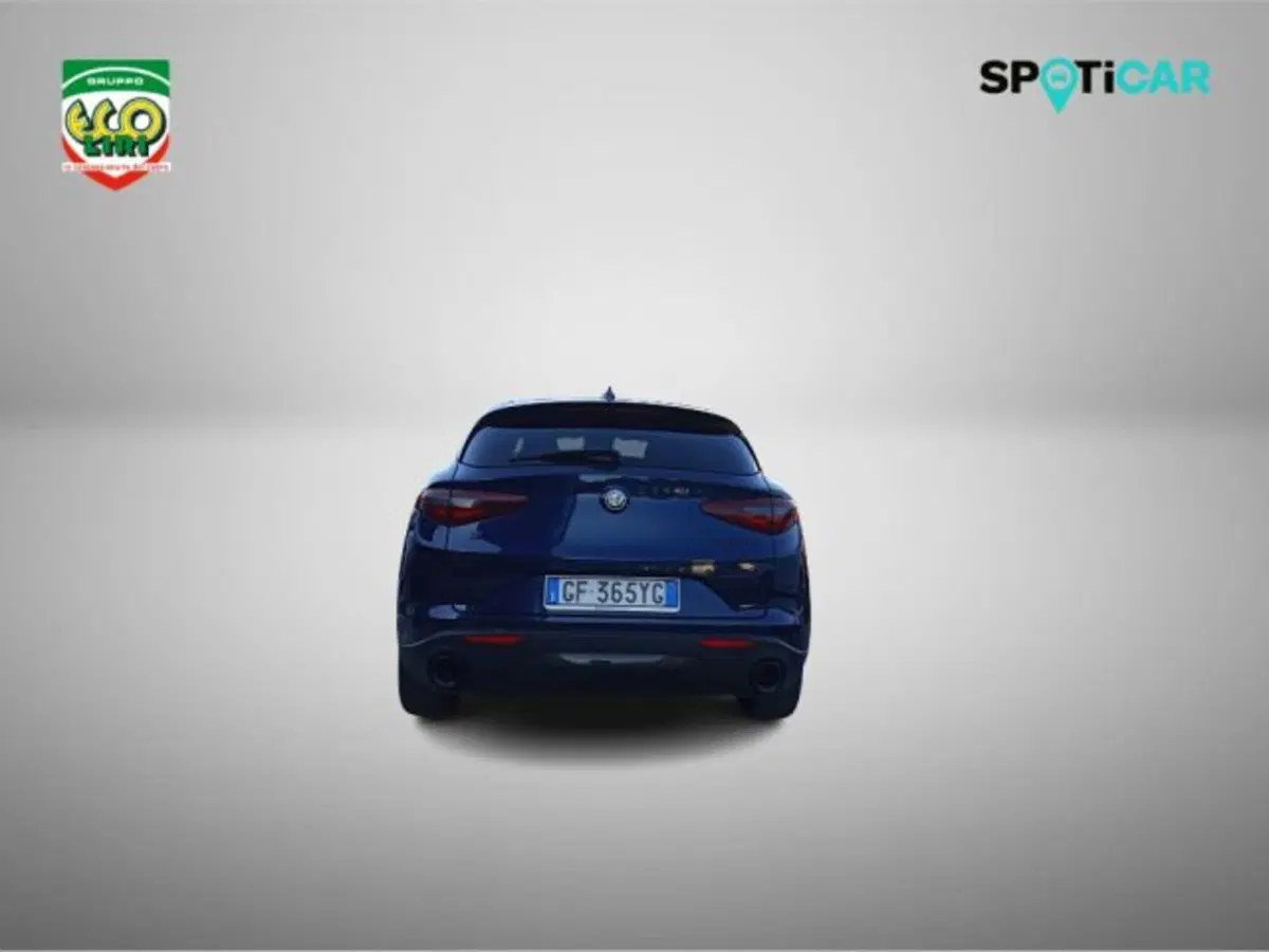 Alfa Romeo Stelvio usata a Frosinone (4)