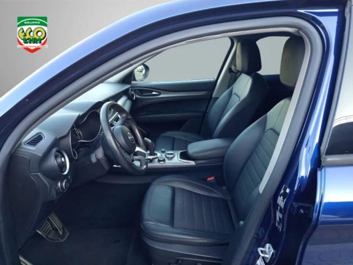 Alfa Romeo Stelvio usata a Frosinone (6)