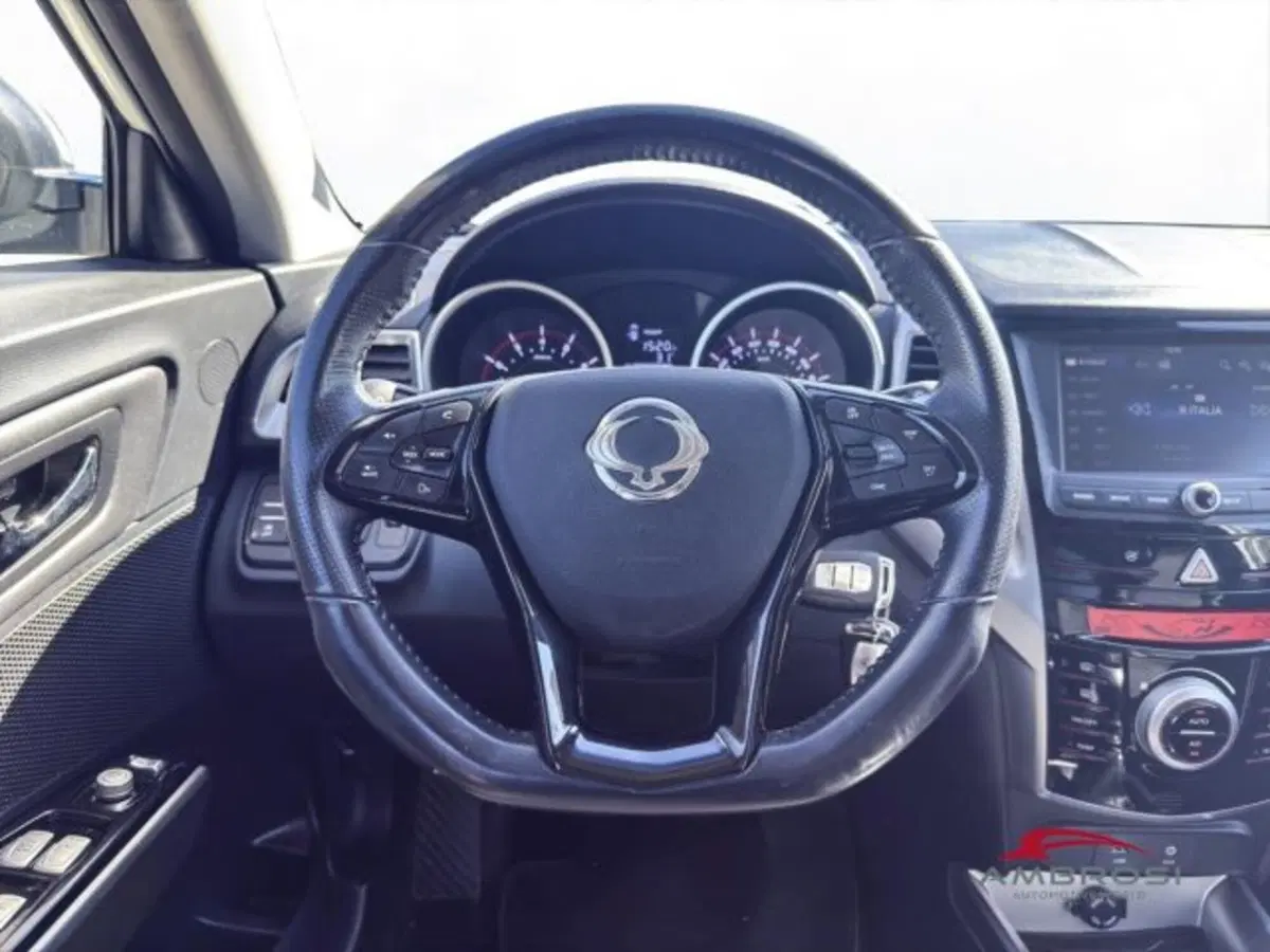 Ssangyong Tivoli usata a Perugia (14)