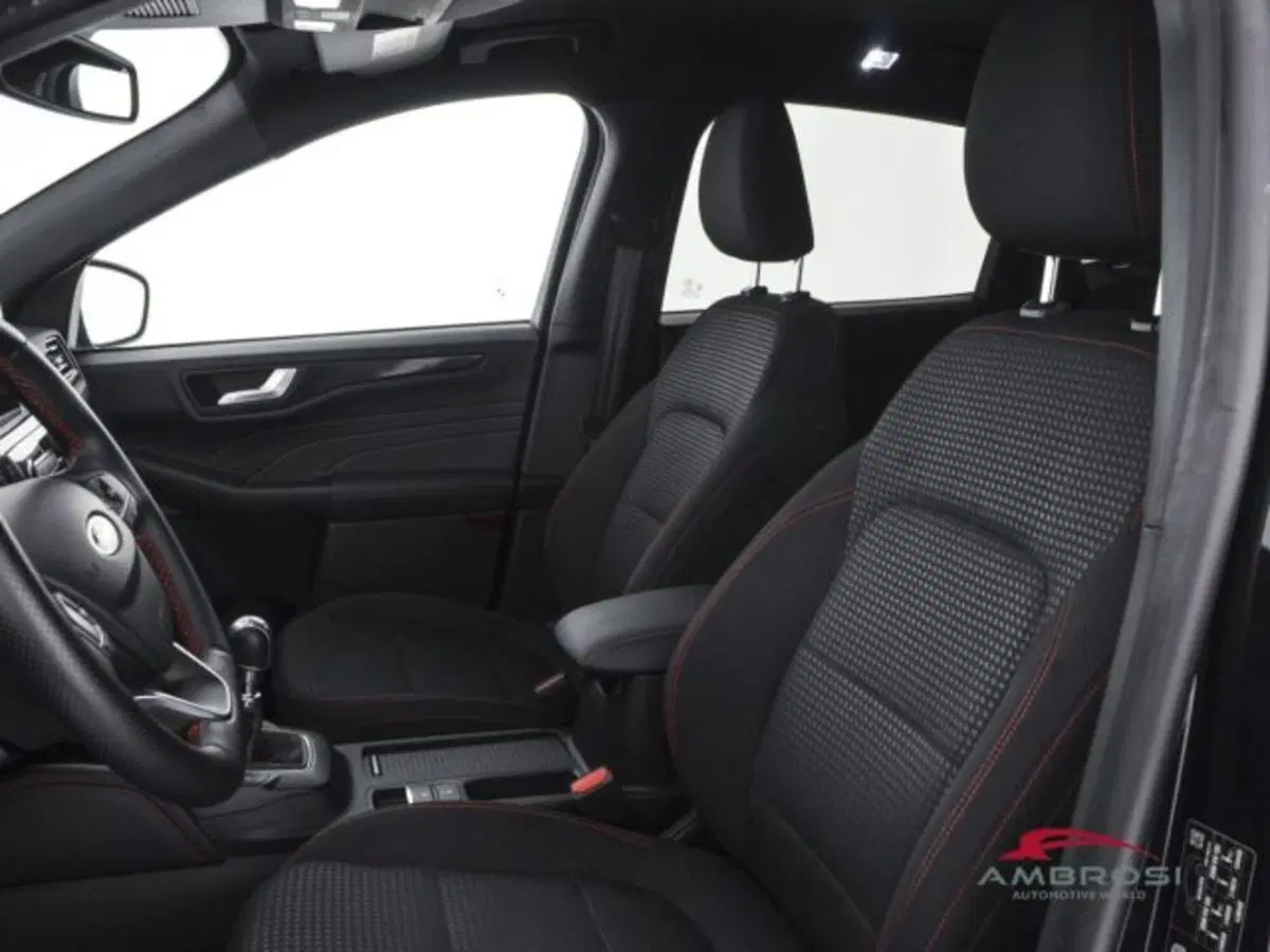 Ford Kuga usata a Perugia (9)