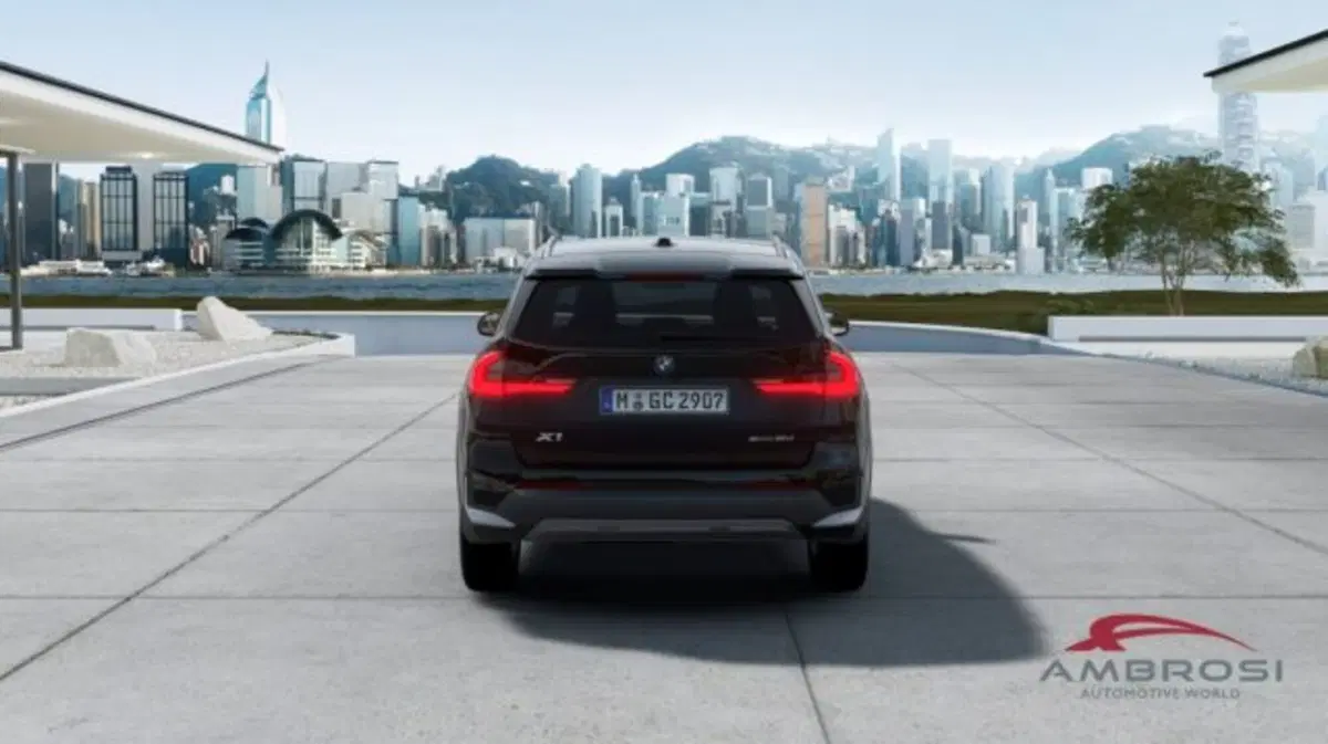 BMW X1 nuova a Perugia (5)