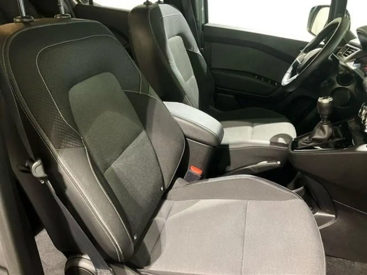 Renault Kangoo usata a Como (11)