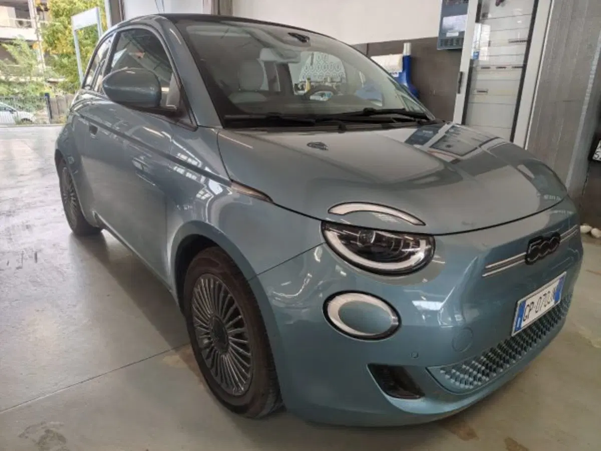 Fiat 500e Cabrio usata a Forlì-Cesena (3)