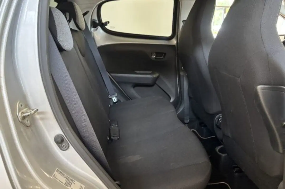 Citroen C1 Airscape usata a Latina (10)