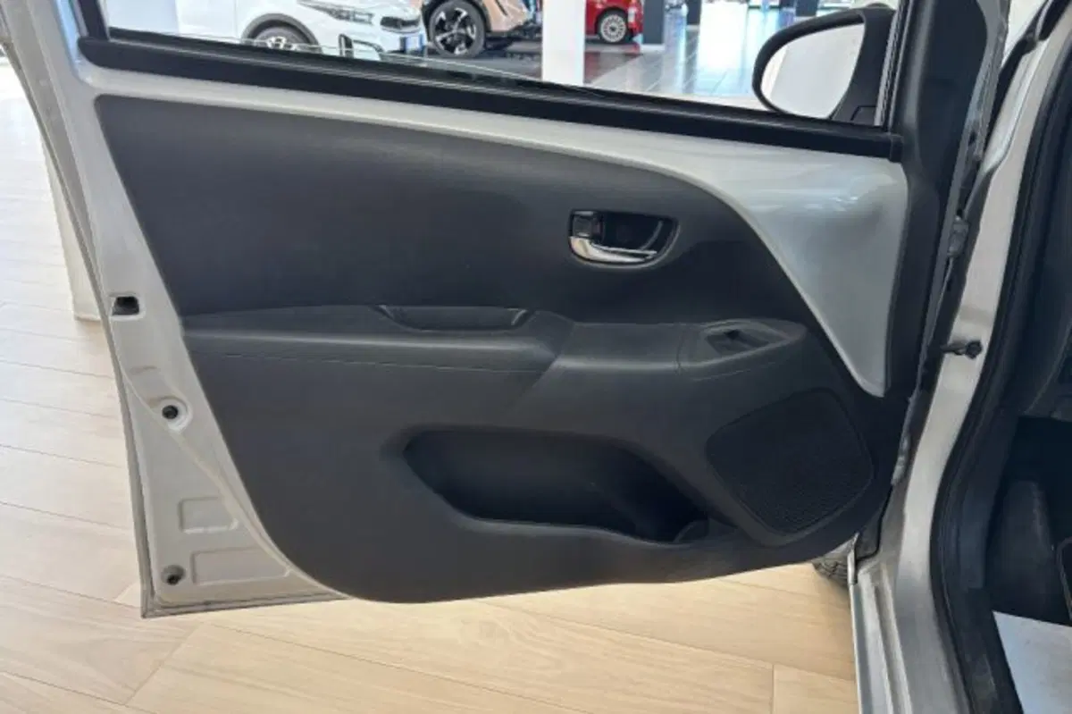 Citroen C1 Airscape usata a Latina (12)