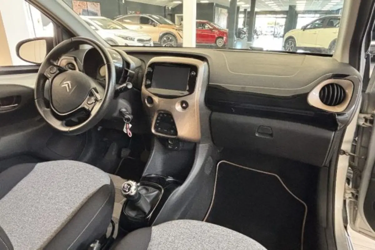 Citroen C1 Airscape usata a Latina (9)