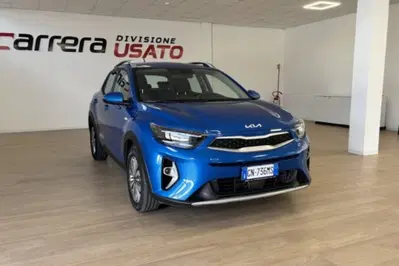 Kia Stonic 1.2 ECO GPL Urban del 2023 usata a Fondi