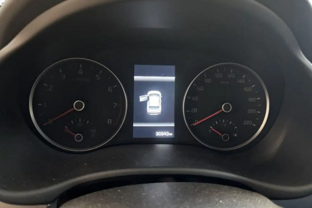 Kia Stonic usata a Latina (12)