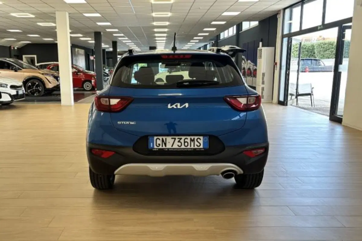 Kia Stonic usata a Latina (6)