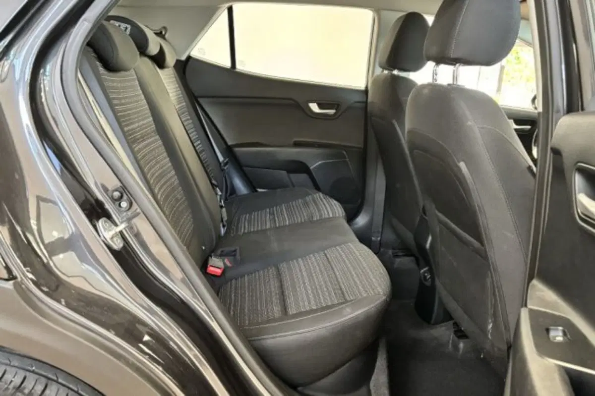 Kia Stonic usata a Latina (10)