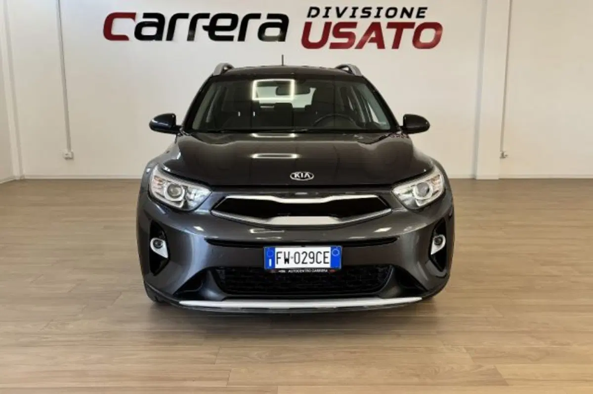 Kia Stonic usata a Latina (2)