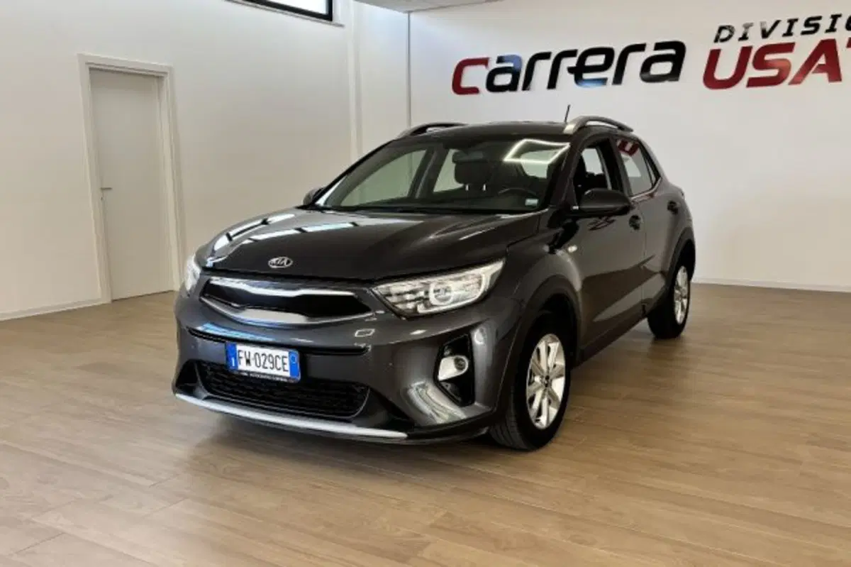 Kia Stonic usata a Latina (3)