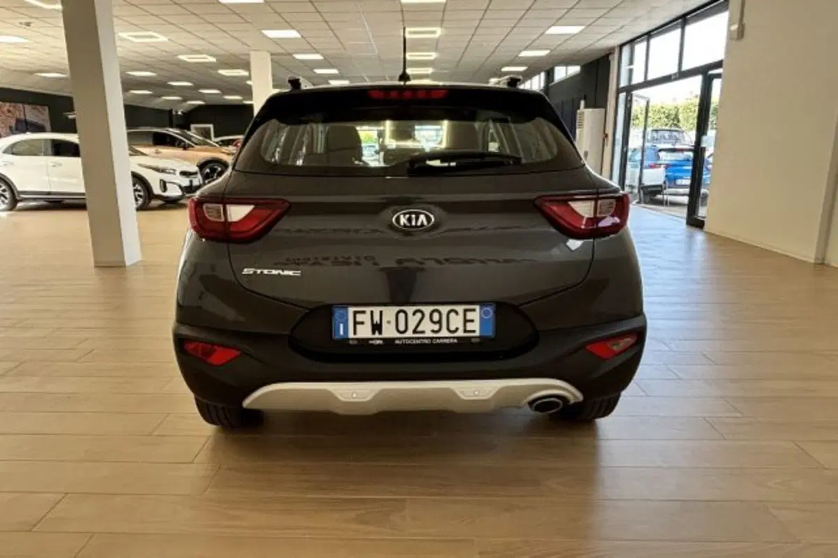Kia Stonic usata a Latina (6)