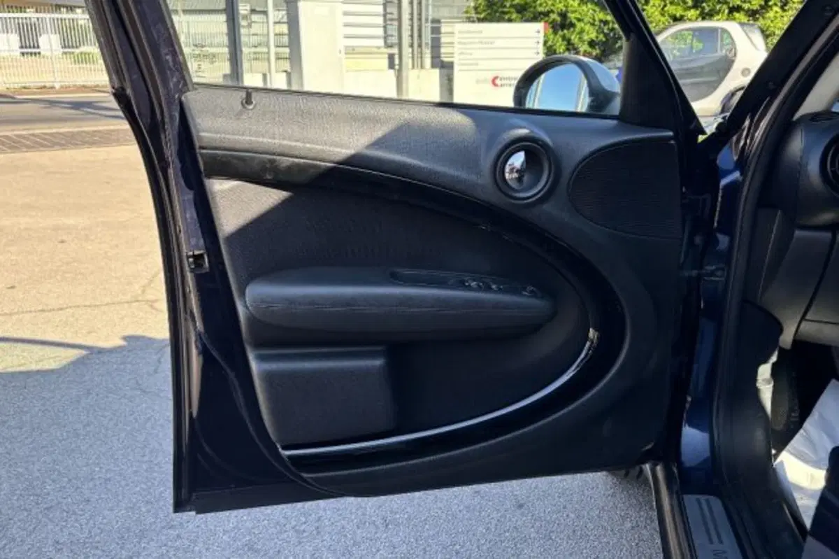 MINI Mini Countryman usata a Latina (12)