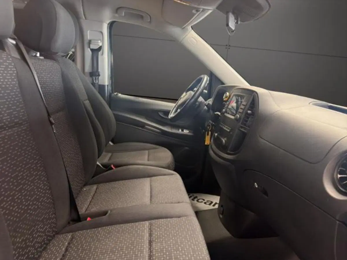 Mercedes-Benz Vito usata a Milano (10)