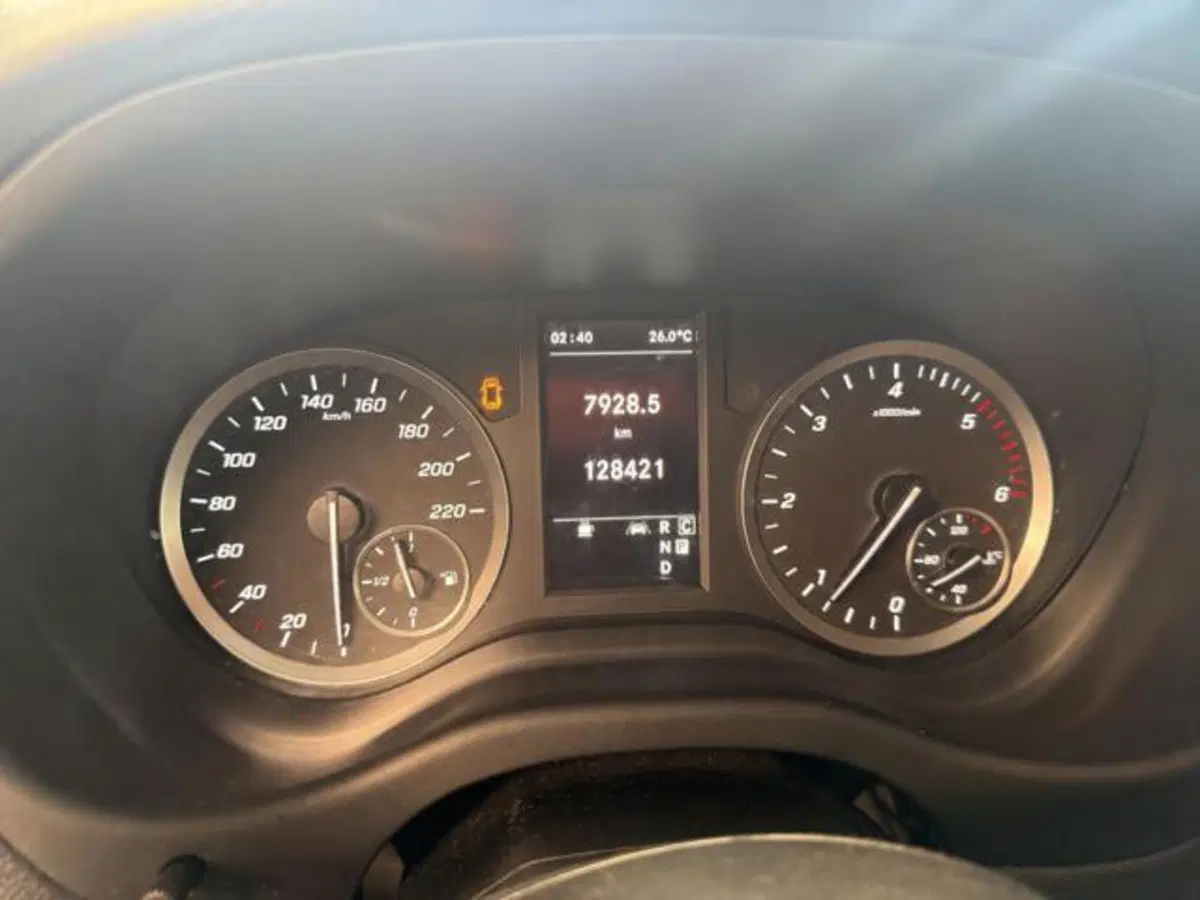 Mercedes-Benz Vito usata a Milano (7)
