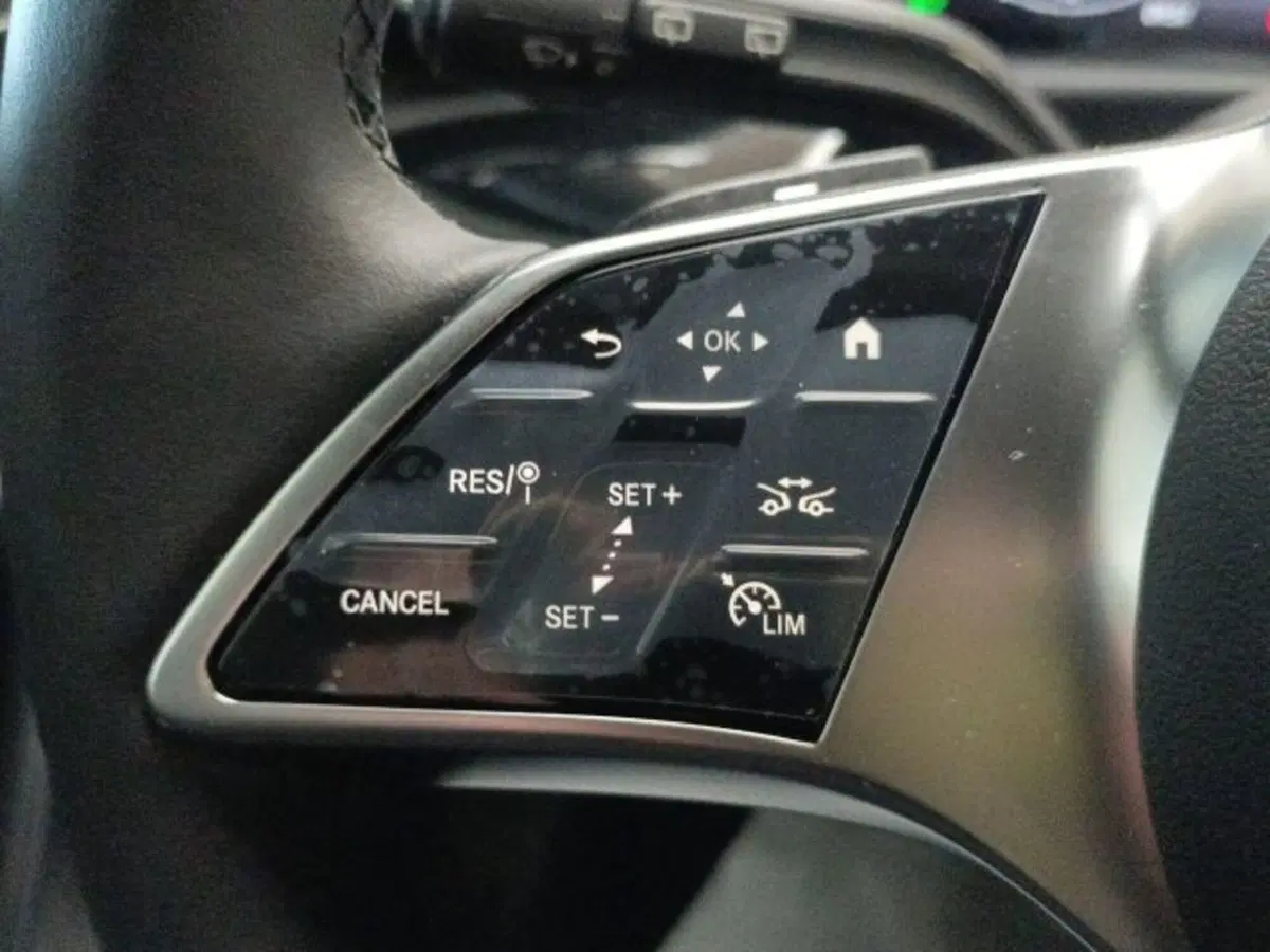 Mercedes-Benz Classe A nuova a Novara (12)