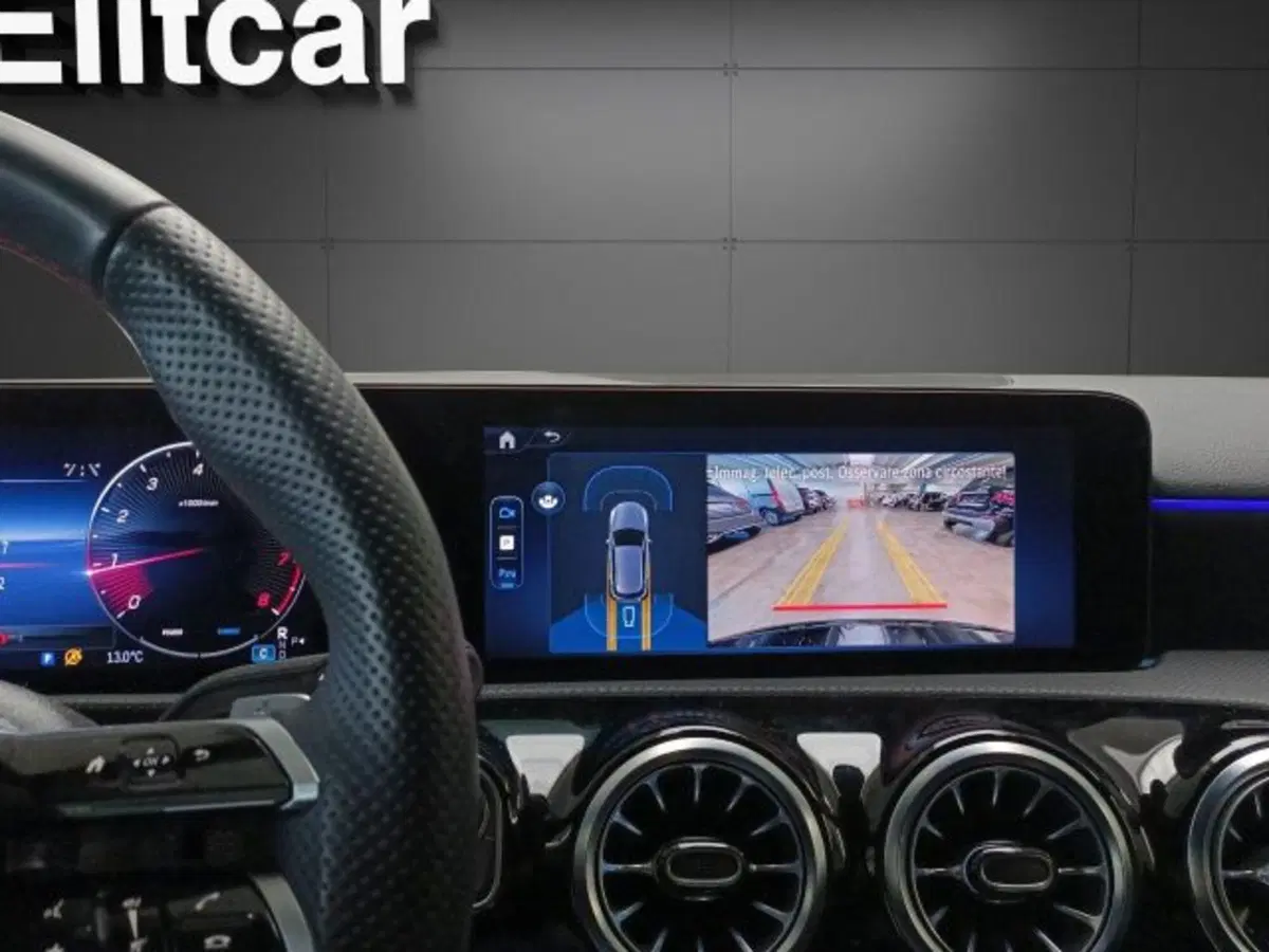 Mercedes-Benz Classe A nuova a Novara (16)