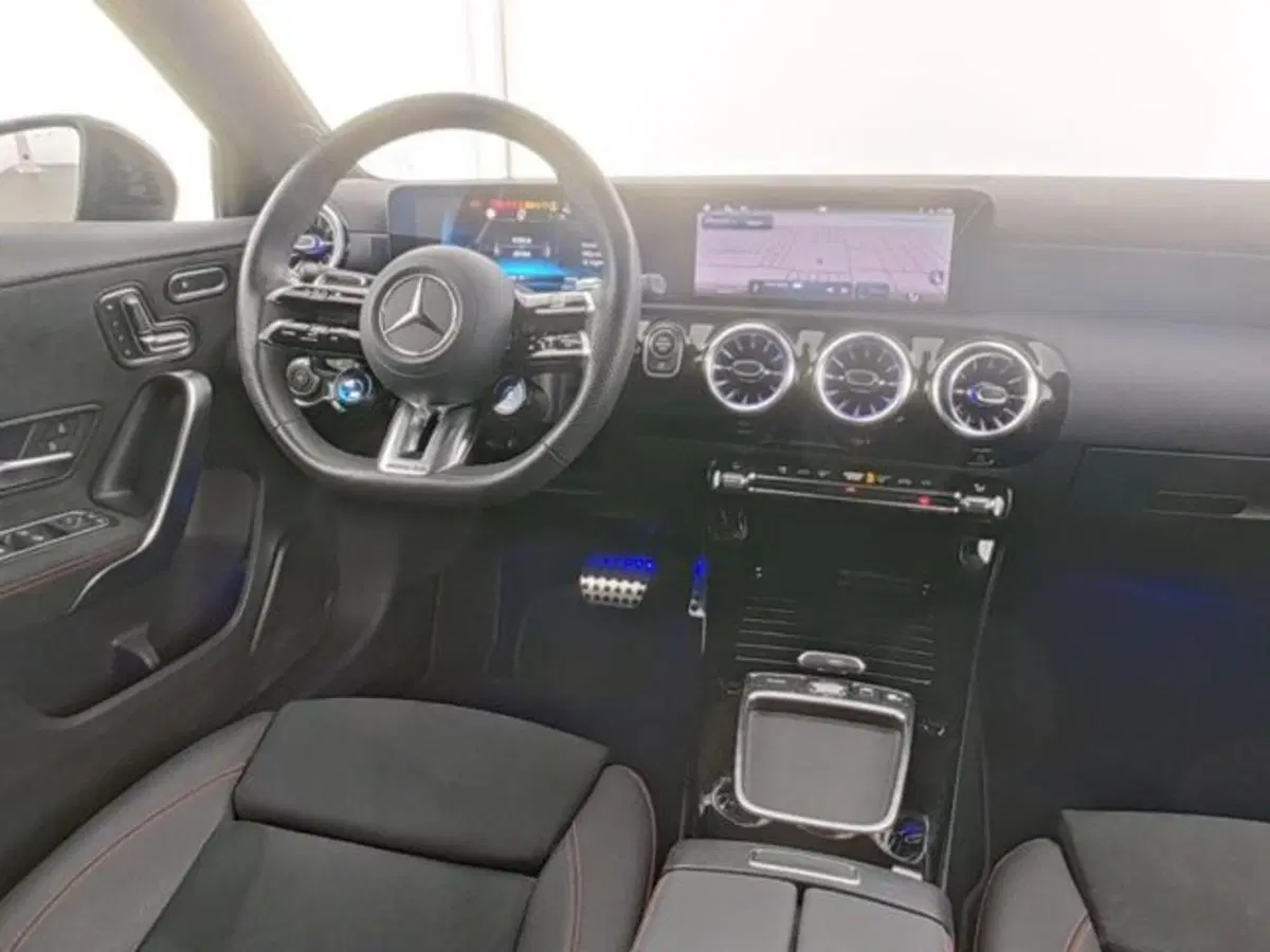 Mercedes-Benz Classe A Sedan usata a Novara (5)