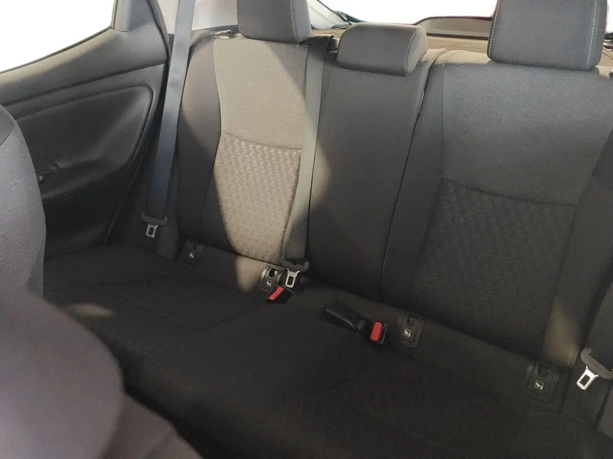 Toyota Yaris usata a Genova (11)