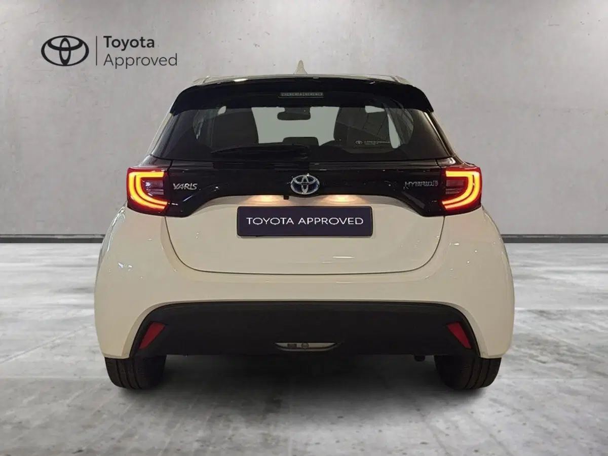 Toyota Yaris usata a Genova (12)