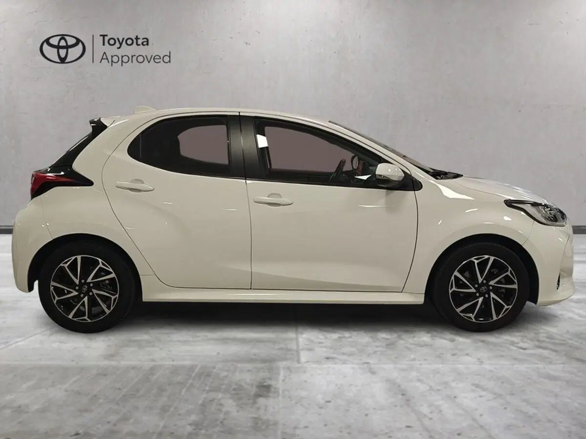 Toyota Yaris usata a Genova (4)