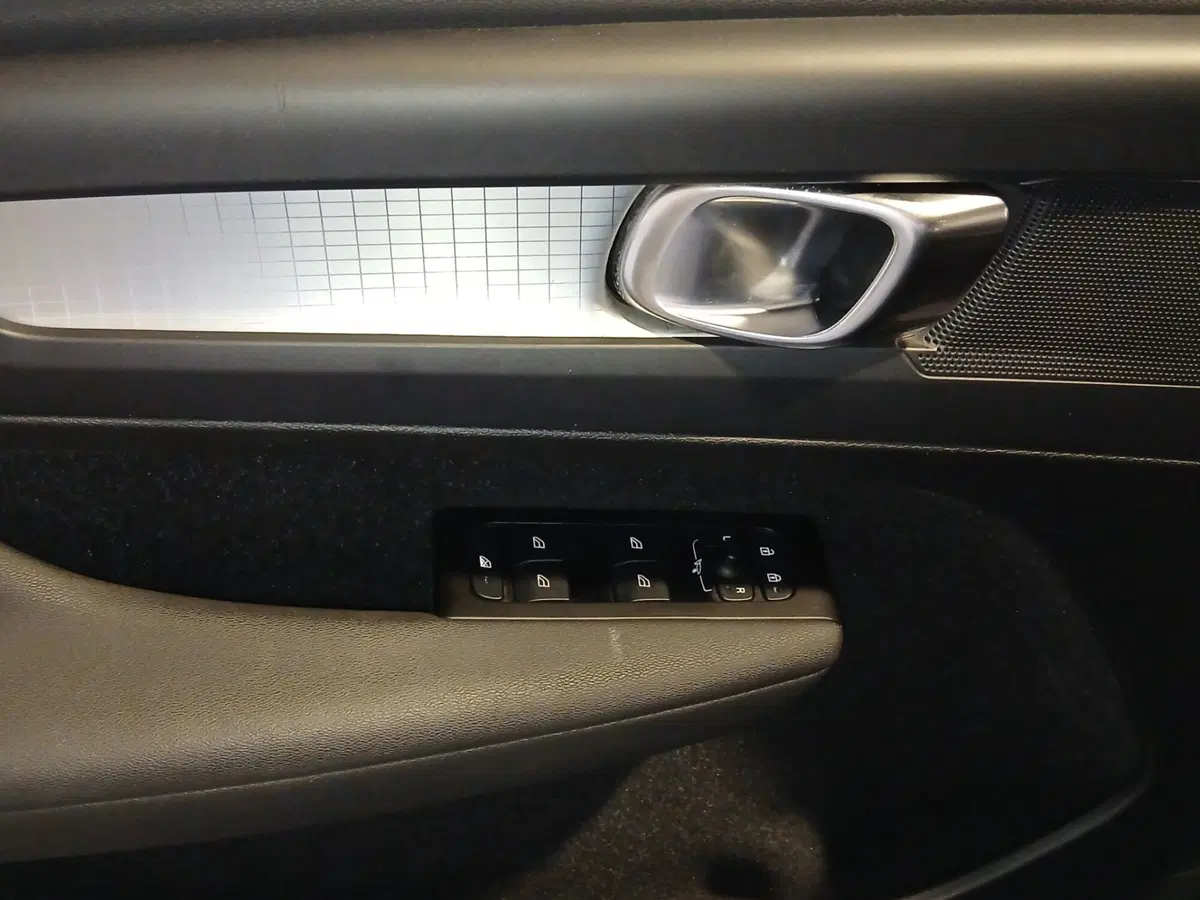 Volvo XC40 usata a Genova (12)