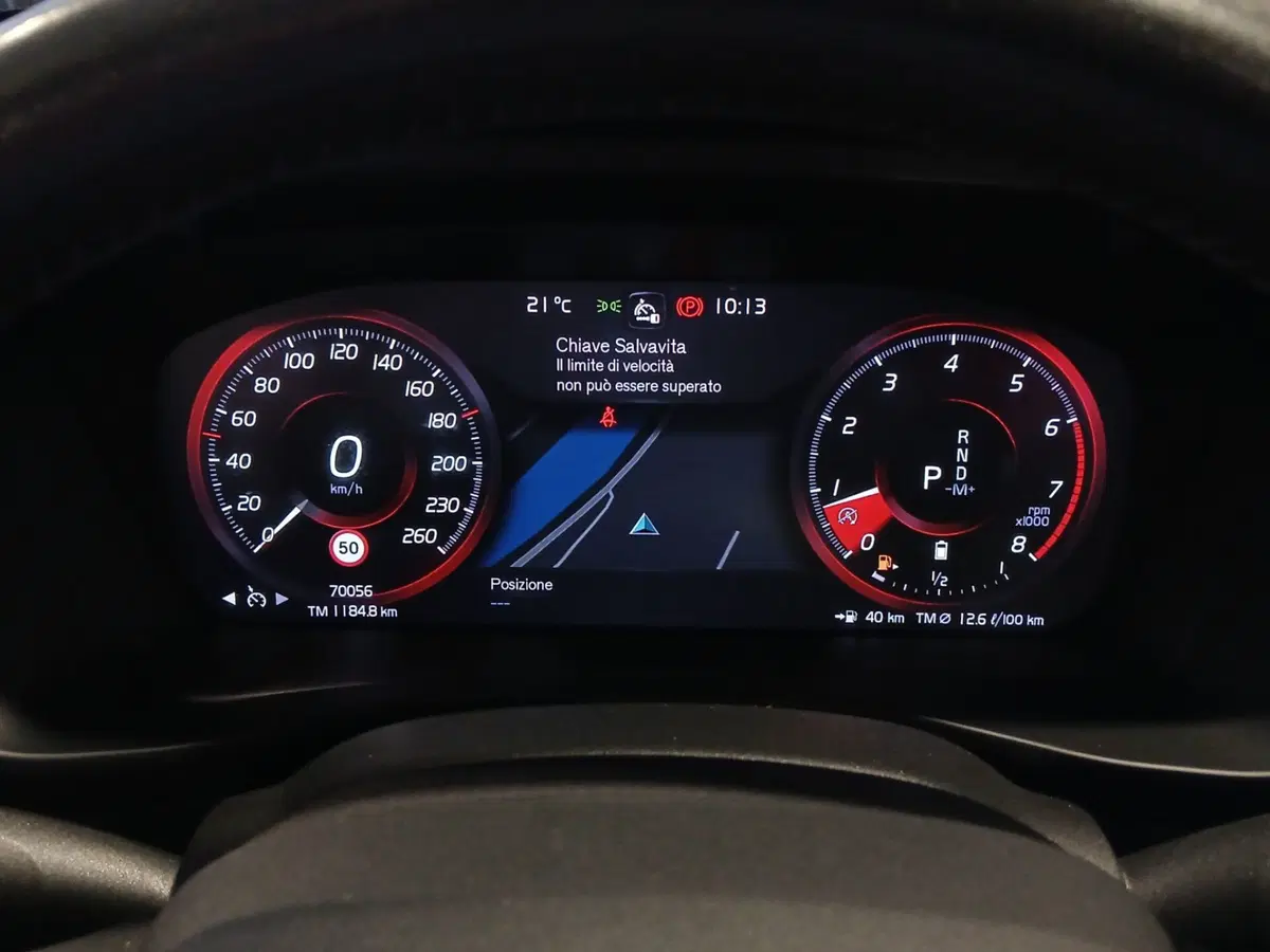 Volvo XC40 usata a Genova (13)